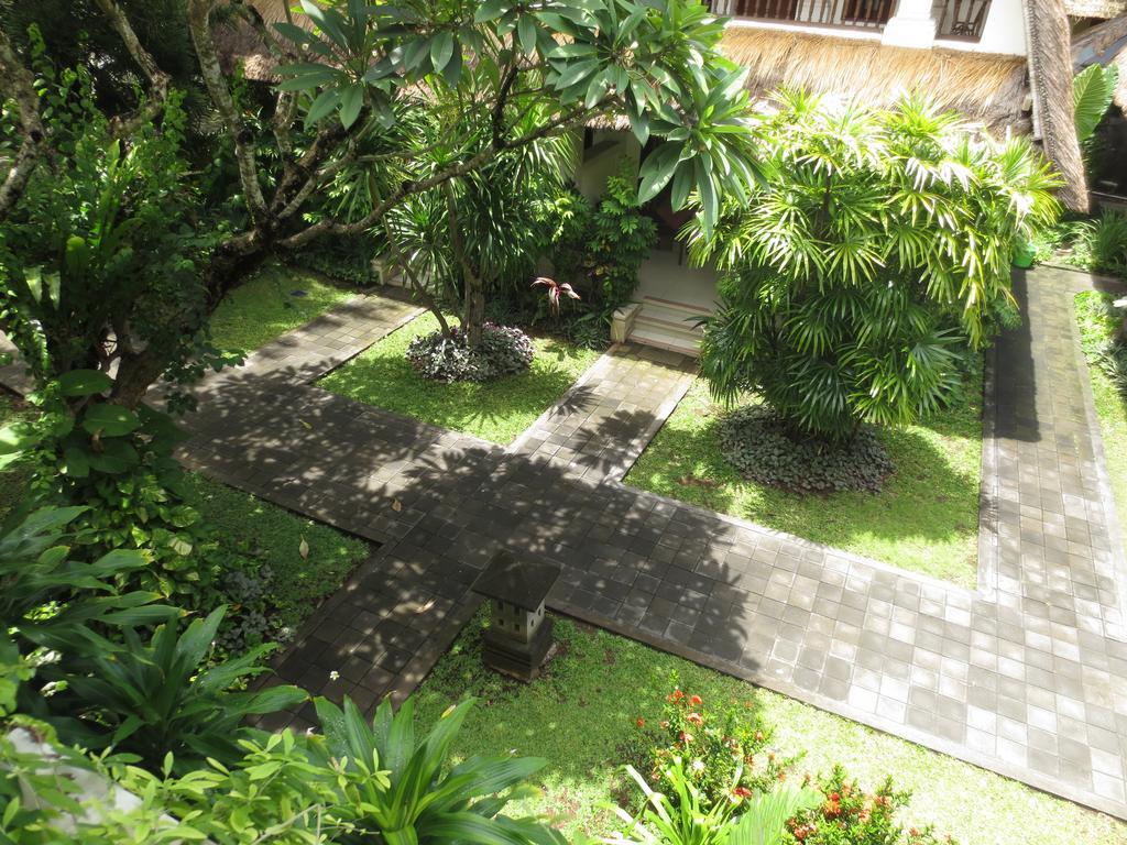 Puri Raja Hotel Legian Exteriér fotografie
