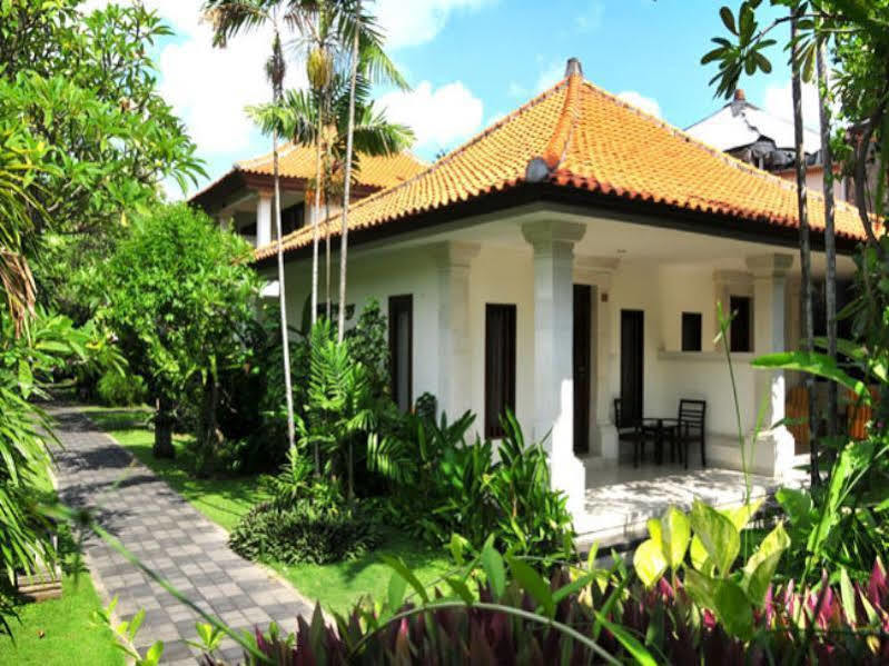 Puri Raja Hotel Legian Exteriér fotografie