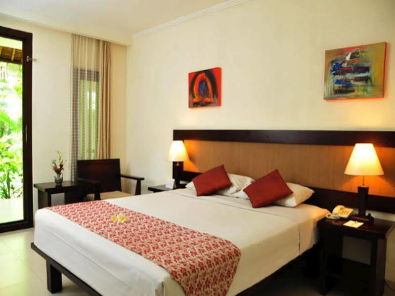 Puri Raja Hotel Legian Exteriér fotografie